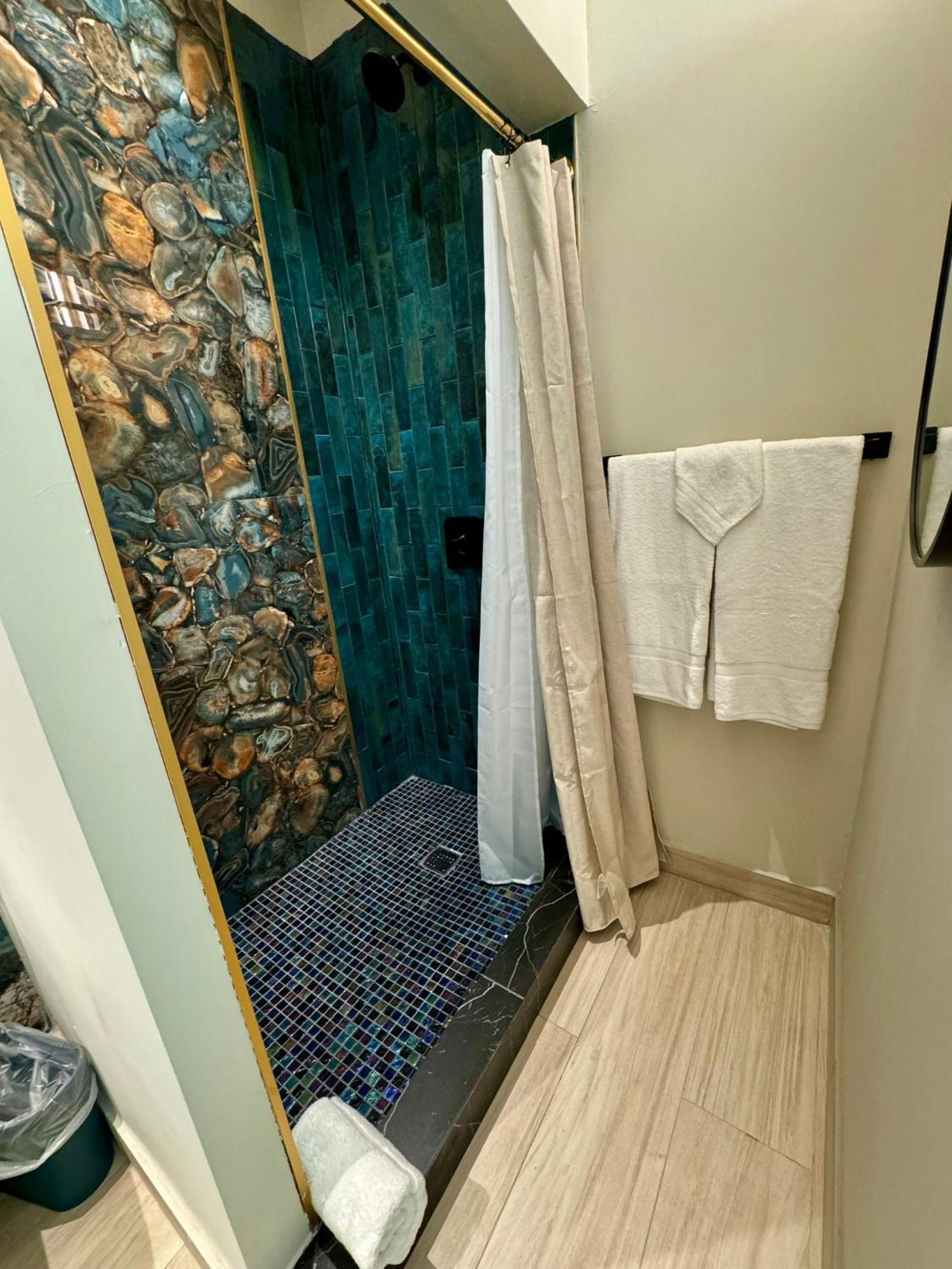 Metro Art Hotel San Juan Ngoại thất bức ảnh